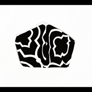 Women’s Fitted Face Mask